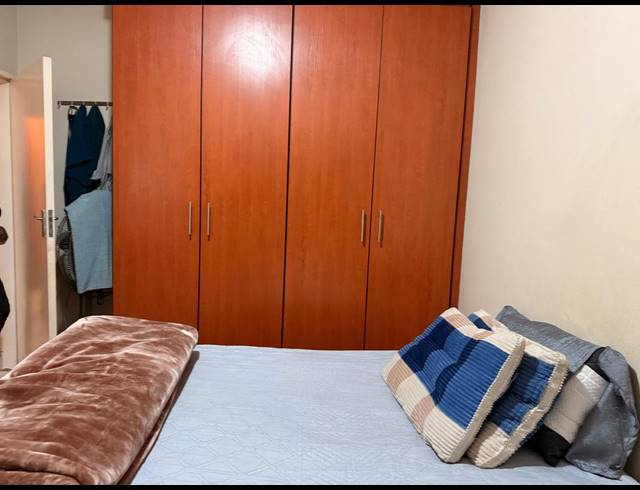 3 BEDROOM APARTMENT FOR SALE IN WATERVAL EAST